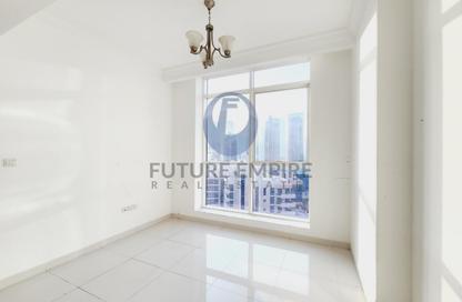 Apartment - 1 Bedroom - 2 Bathrooms for rent in Majestic Tower - Al Abraj street - Business Bay - Dubai