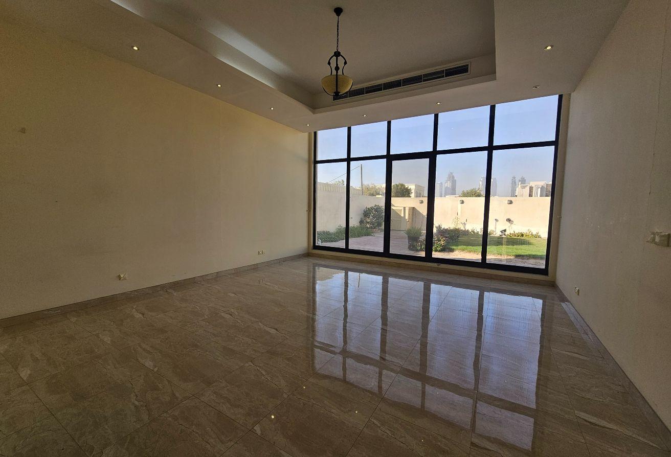 Spacious 3BR | Large living room | 3 Maids rooms photo 5