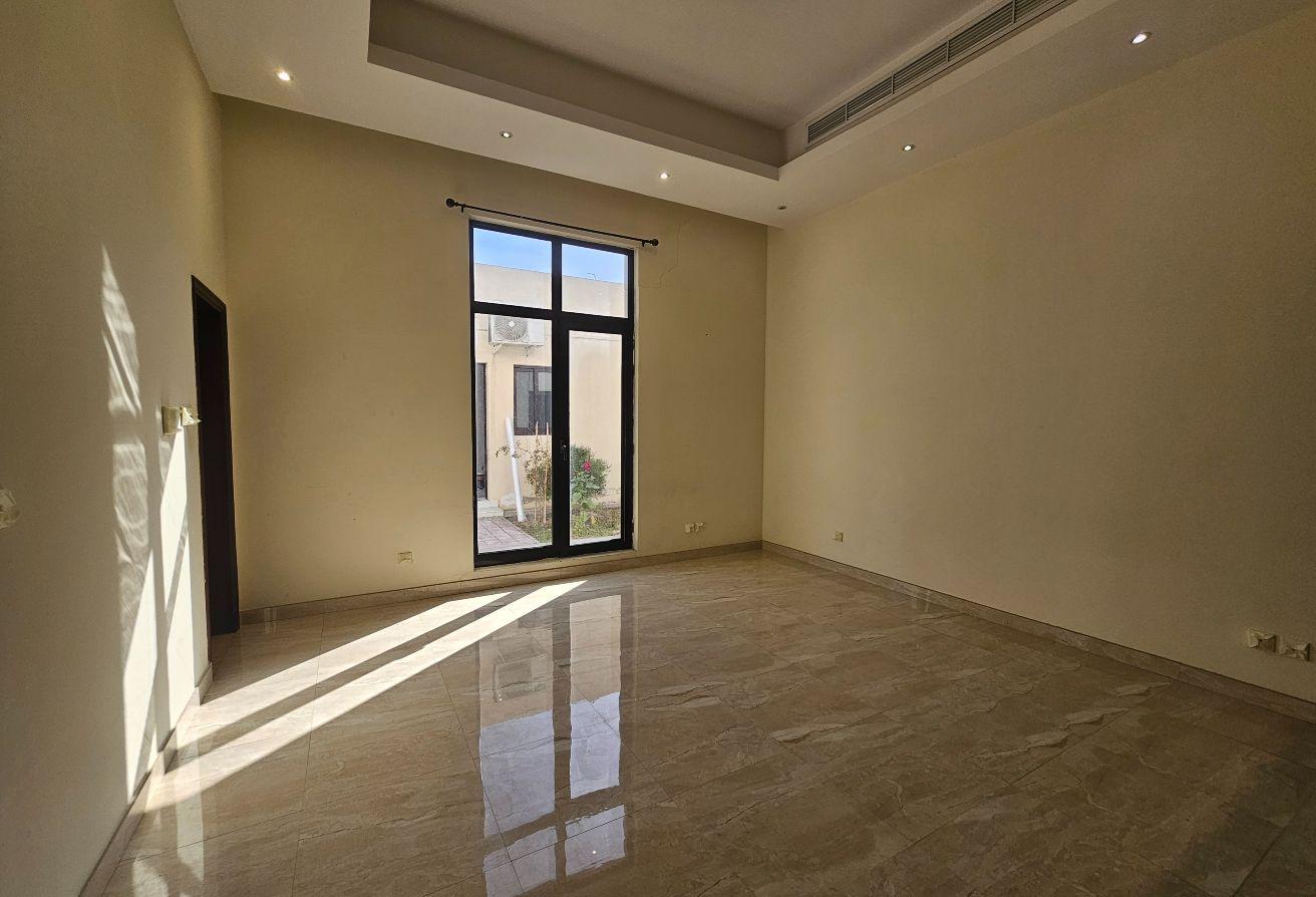 Spacious 3BR | Large living room | 3 Maids rooms photo 7