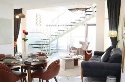 Duplex - 2 Bedrooms - 3 Bathrooms for sale in Oasis 2 - Oasis Residences - Masdar City - Abu Dhabi