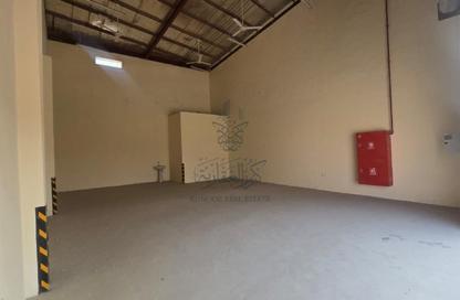 Warehouse - Studio - 1 Bathroom for rent in Al Sajaa Industrial - Al Sajaa - Sharjah