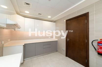 Apartment - 3 - 4 for rent in Bloom Marina - Al Bateen - Abu Dhabi