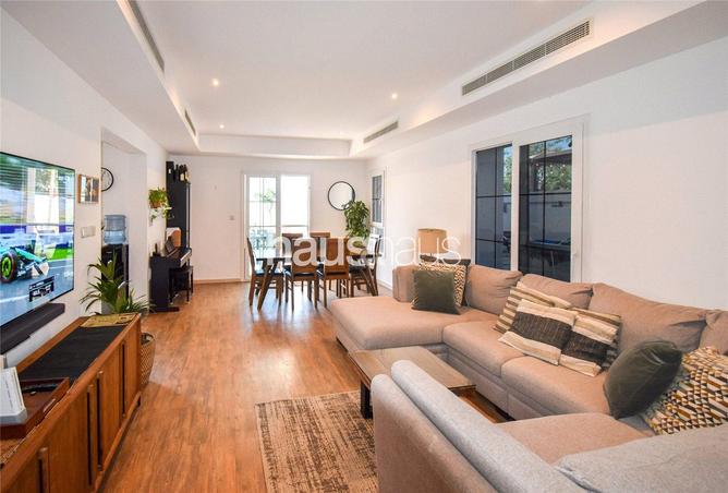 70277431 - Property Image 3