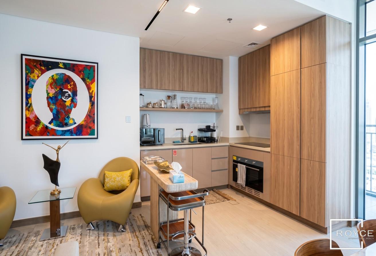Canal View | High Floor | Fully Furnished photo 6