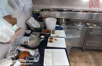 Shop - Studio - 1 Bathroom for rent in Oud Metha Building - Oud Metha - Bur Dubai - Dubai