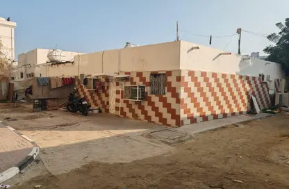 Villa - 6 Bedrooms - 4 Bathrooms for sale in Ajman Downtown - Ajman