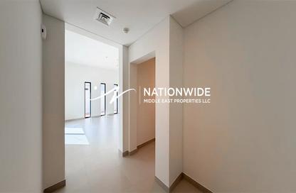 Villa - 5 - 7 for rent in Alreeman II - Al Shamkha - Abu Dhabi