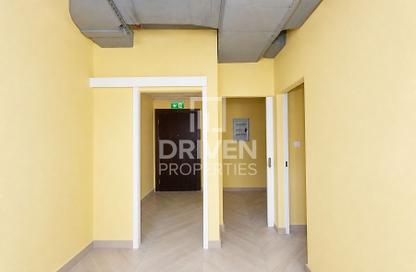 Retail - Studio for rent in Binghatti Views - Dubai Silicon Oasis - Dubai