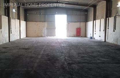 Warehouse - Studio - 1 Bathroom for rent in Umm Al Thuoob - Umm Al Quwain