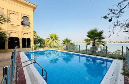 Villa - 6 Bedrooms - 6 Bathrooms for rent in Signature Villas Frond C - Signature Villas - Palm Jumeirah - Dubai