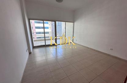 Apartment - 1 - 2 for rent in Olympic Park 3 - Olympic Park Towers - Dubai Sports City - Dubai