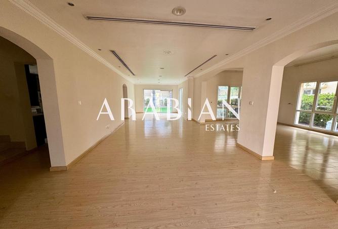 104121306 - Property Image 3