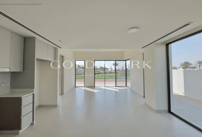 106411989 - Property Image 2