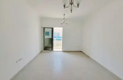 Apartment - 2 Bedrooms - 2 Bathrooms for rent in Amber Tower - Muwaileh - Sharjah