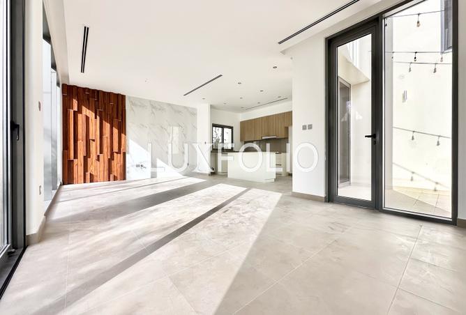 117251477 - Property Image 2
