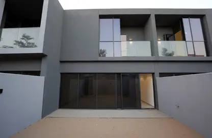 تاون هاوس - 2 غرف نوم - 4 حمامات للبيع في مسار - تلال سيتي - الشارقة