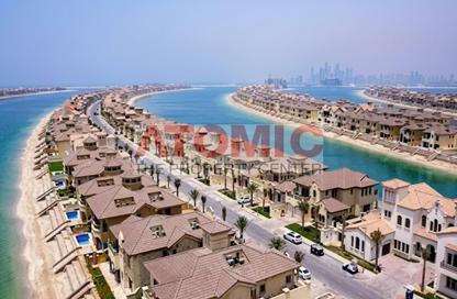 Villa - 4 Bedrooms - 5 Bathrooms for rent in Garden Homes Frond L - Garden Homes - Palm Jumeirah - Dubai