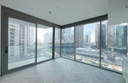 شقة - 1 حمام للايجار في بنينسولا ثري - بنينسولا - الخليج التجاري - دبي