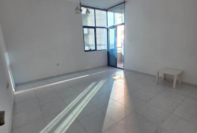 77801540 - Property Image 3