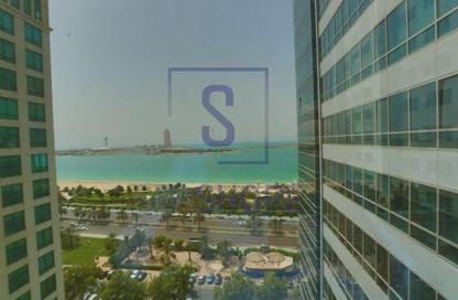 Apartment - 3 Bedrooms - 4 Bathrooms for rent in Corniche Road - Abu Dhabi