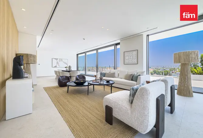 155077889 - Property Image 3