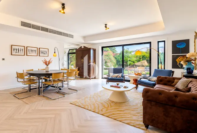 166043987 - Property Image 2