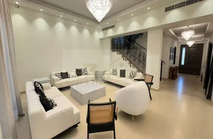 Villa - 5 Bedrooms - 4 Bathrooms for rent in Nad Al Sheba Villas - Nad Al Sheba 3 - Nad Al Sheba - Dubai