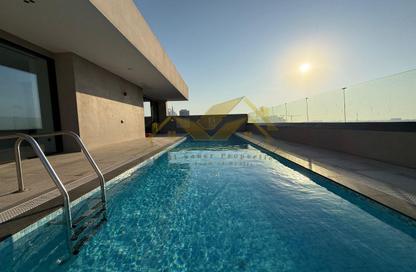 Apartment - 1 Bedroom - 2 Bathrooms for rent in Jumeirah Garden City - Al Satwa - Dubai
