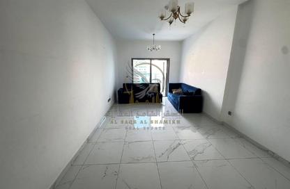 Apartment - 2 - 3 for rent in Al Majaz 1 - Al Majaz - Sharjah