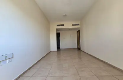 Apartment - 3 Bedrooms - 2 Bathrooms for rent in Sheikh Jaber Al Sabah Street - Al Naimiya - Al Nuaimiya - Ajman