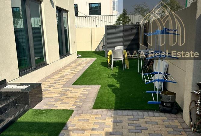 69890756 - Property Image 3