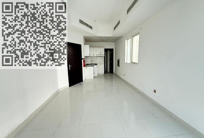 103690419 - Property Image 2