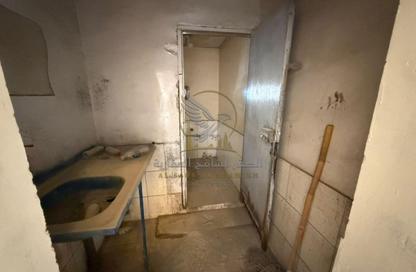 Warehouse - Studio - 1 for rent in Industrial Area 2 - Sharjah Industrial Area - Sharjah