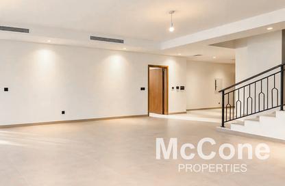 فيلا - 7 - 7+ للبيع في مالطة - داماك لاجونز - دبي