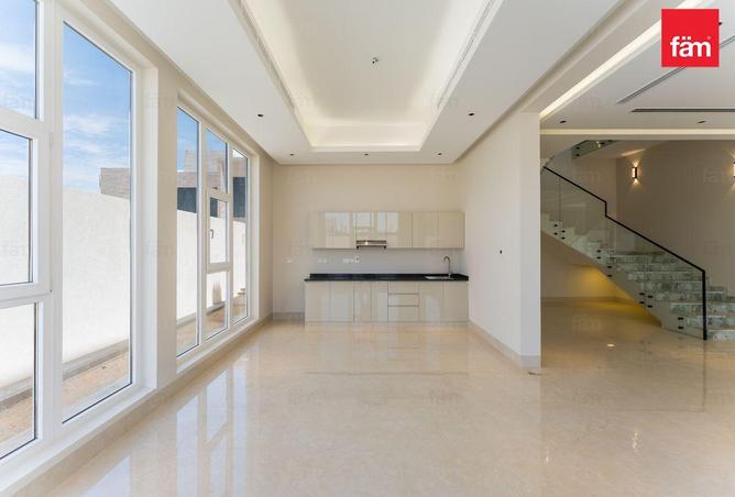 77392643 - Property Image 3