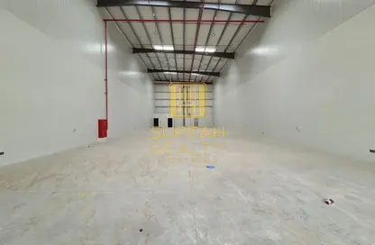 Warehouse - Studio - 2 Bathrooms for rent in Dubai Investment Park 1 (DIP 1) - Dubai Investment Park (DIP) - Dubai Warehouse - Studio - 2 Bathrooms for rent in Dubai Investment Park 1 (DIP 1) - Dubai Investment Park (DIP) - Dubai