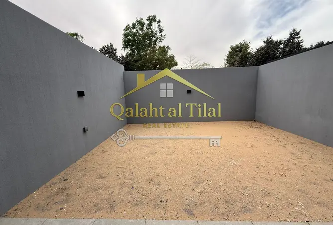 103692785 - Property Image 2