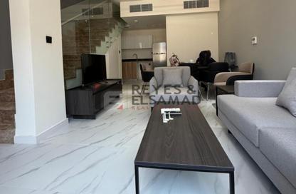 Townhouse - 1 - 2 for rent in Rukan 3 - Rukan - Dubai