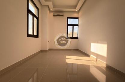 Apartment - 1 - 1 for rent in Al Mushrif Villas - Al Mushrif - Abu Dhabi