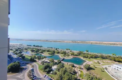 Apartment - 3 Bedrooms - 3 Bathrooms for rent in Dar Al Salam Building - Corniche Road - Abu Dhabi