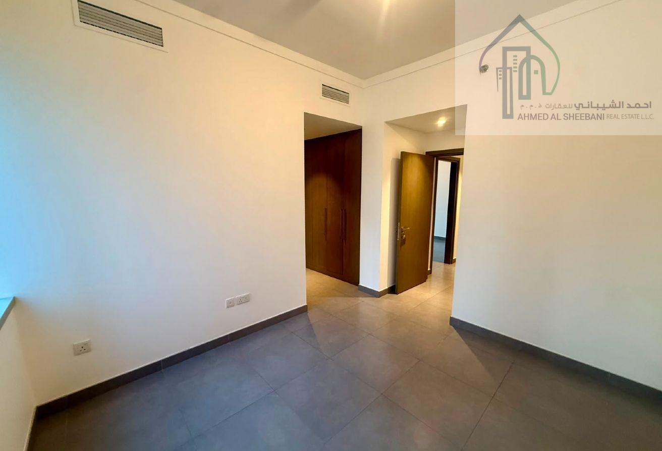 Burj & park view | Prime loction | Ready to move photo 12