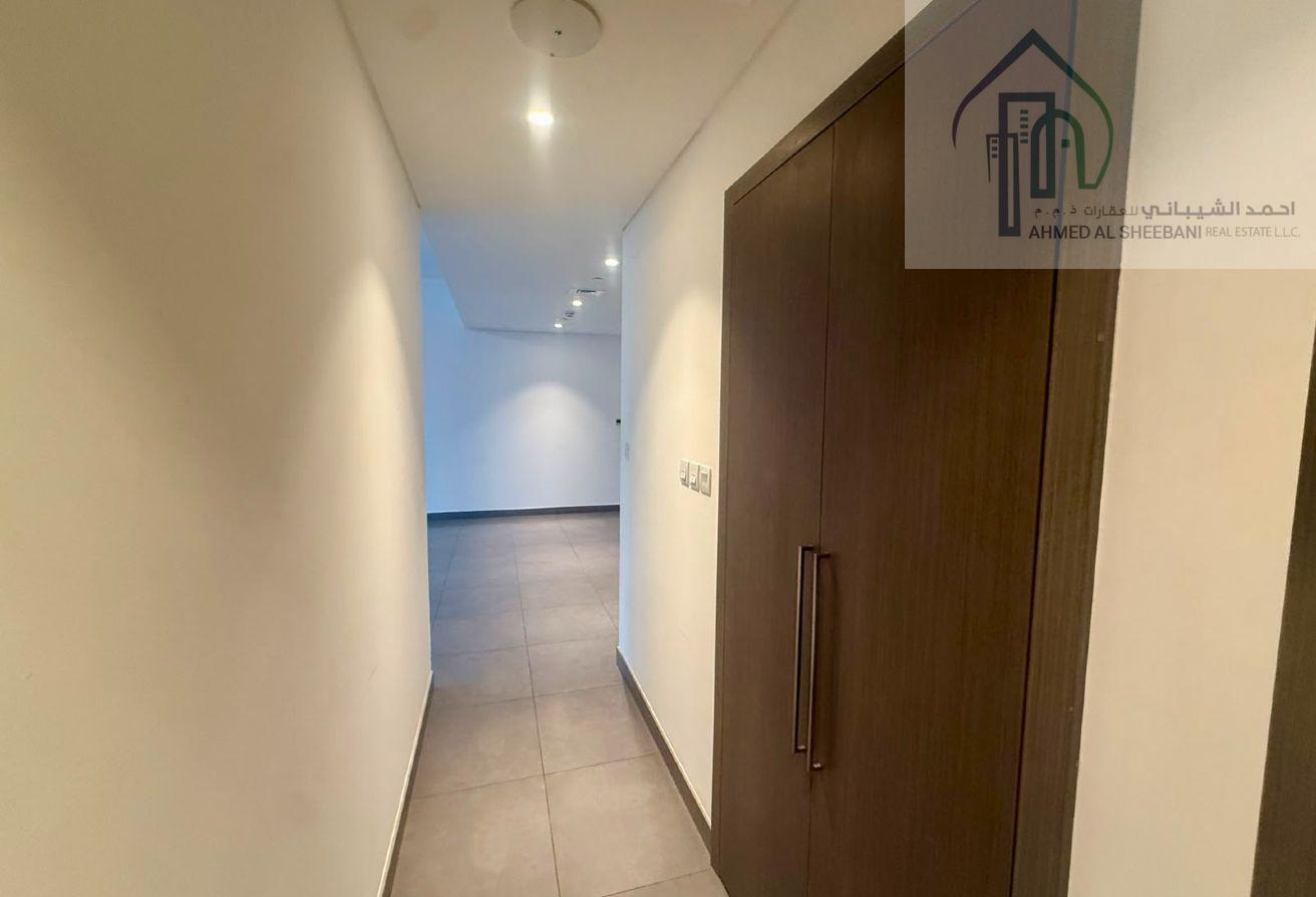 Burj & park view | Prime loction | Ready to move photo 9
