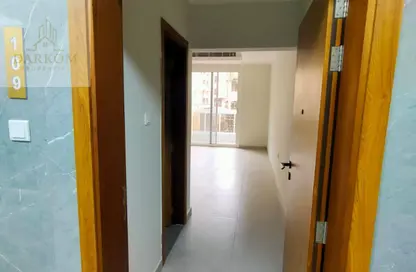 شقة - غرفة نوم - 2 حمامات للايجار في بناية ابناء صقر - 1 الحميدية - الحميدية - عجمان