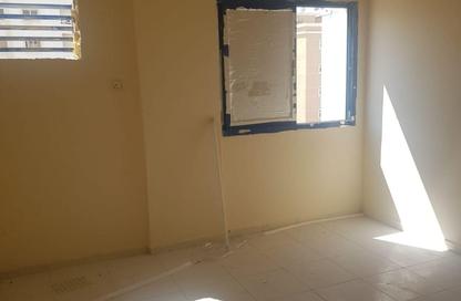 Apartment - 1 Bedroom - 1 Bathroom for rent in Al Butina 9 Building - Al Butina - Sharjah