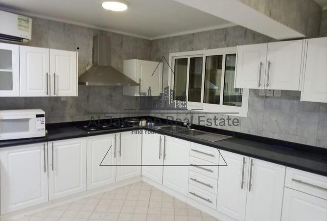 120163731 - Property Image 2