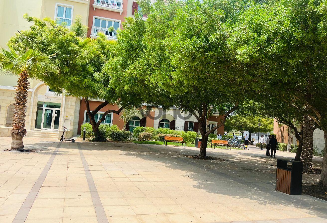 Furnished Studio Apartment in Discovery Gardens photo 8