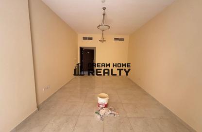Apartment - 2 Bedrooms - 3 Bathrooms for rent in Al Bandary Tower A - Al Bandary Twin Towers - Al Khan - Sharjah