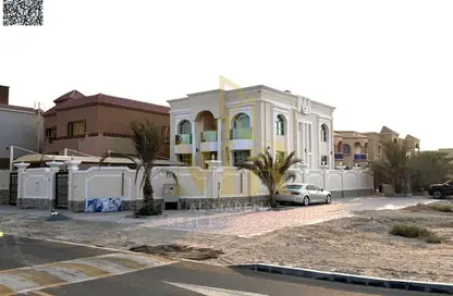 Villa - 5 Bedrooms - 7 Bathrooms for sale in Al Mowaihat 1 - Al Mowaihat - Ajman