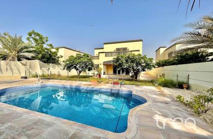 Villa - 4 Bedrooms - 5 Bathrooms for rent in Regional Small - Regional - Jumeirah Park - Dubai