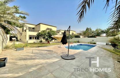 Villa - 4 Bedrooms - 5 Bathrooms for rent in Regional Small - Regional - Jumeirah Park - Dubai